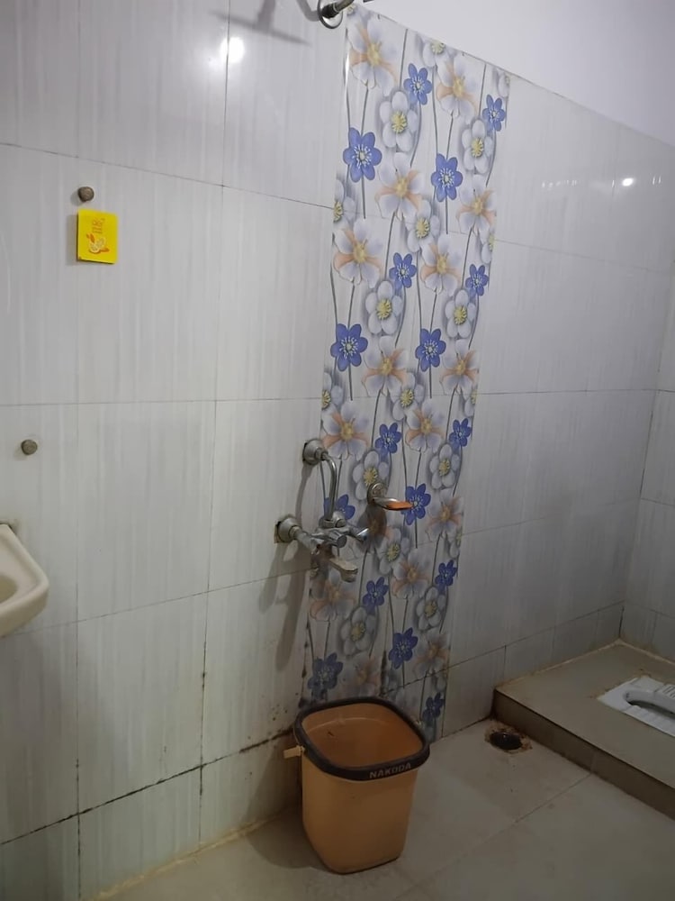 Hotel Keshav