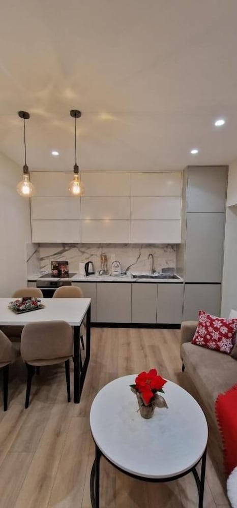 Arkle Apartment 1