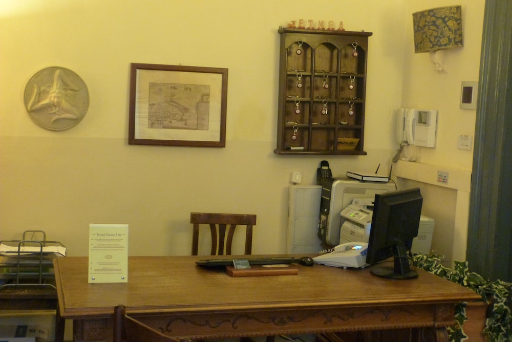 Hotel Etnea 316 - Image 4