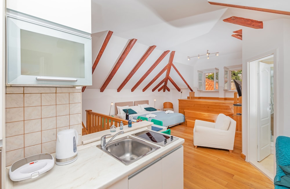 Apartments Feri