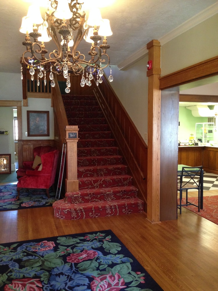 Thistledown At Seger House