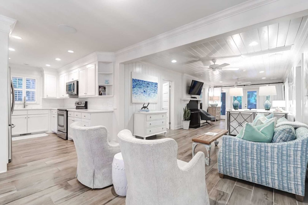 302 Charleston by Avantstay Stunning Private Pool