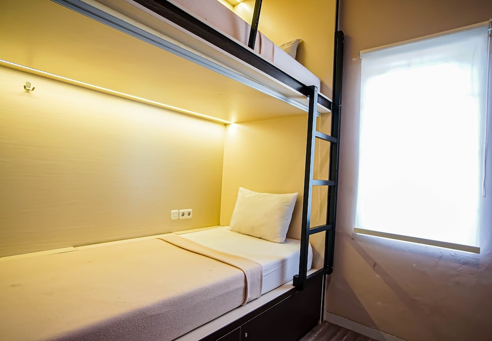 DD Living - Hostel