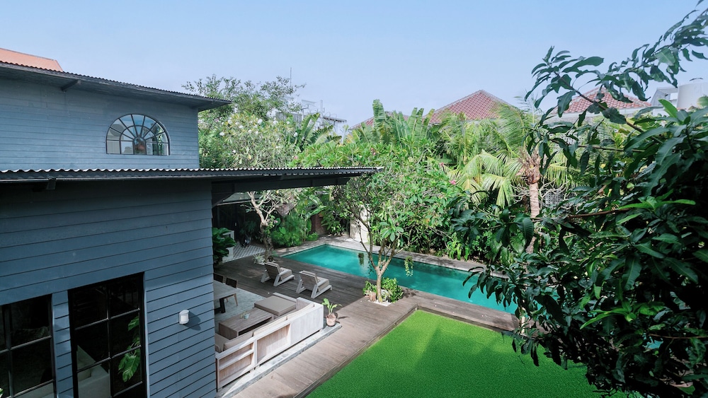 Bon Ton Villa By Betterplace