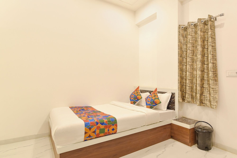 FabHotel Shree Radhey Shyam Palace