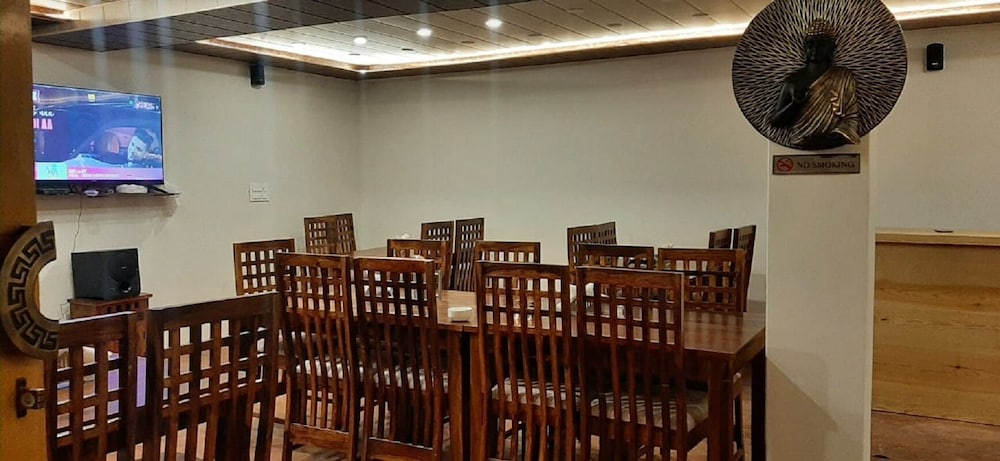 meeting & event spaces