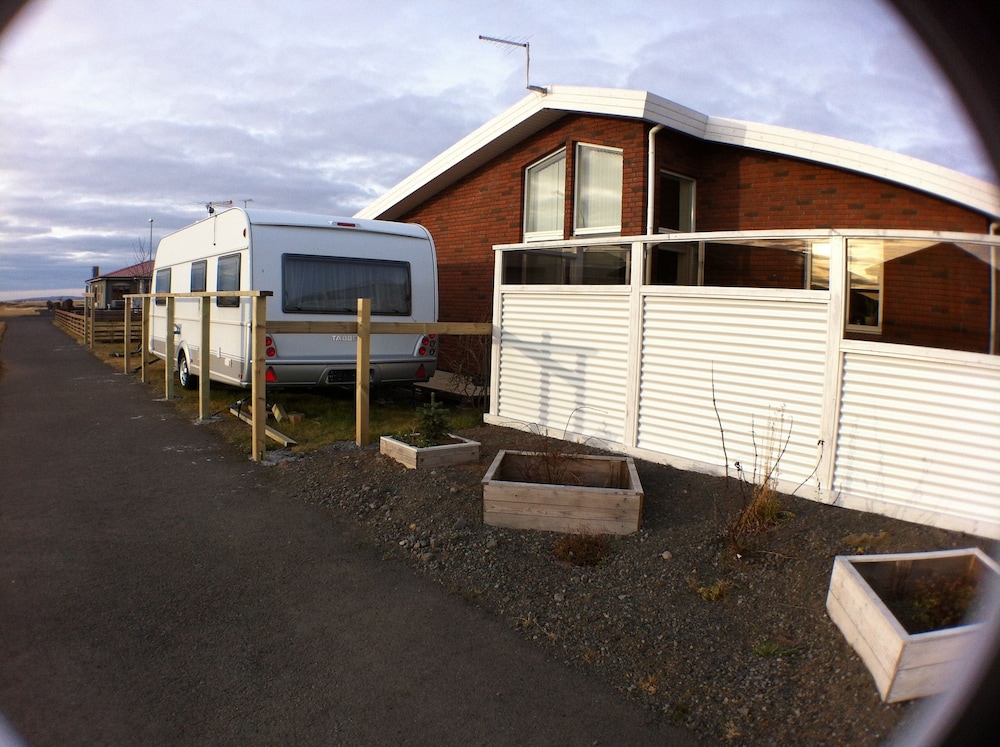 Guesthouse Bjarney