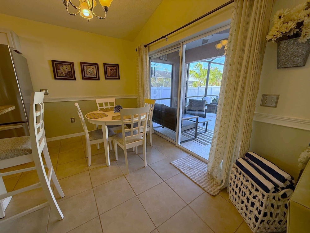 Spacious 5-bedroom Pool Villa in Southern Dunes