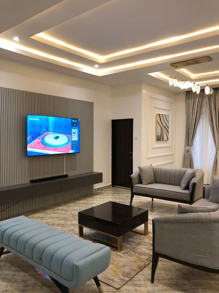 Charming 3-bed House in Kubwa
