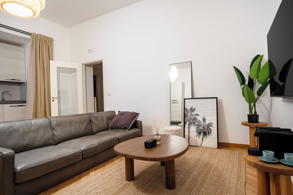 High-End Apartment in Bari Center