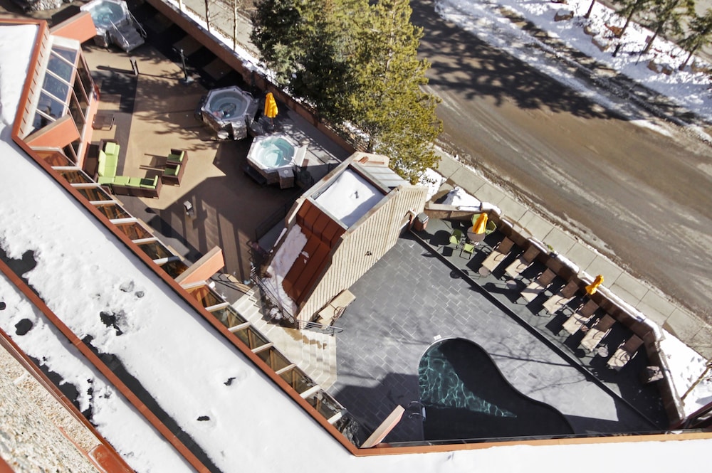Beaver Run Peak 9 Penthouse by RedAwning