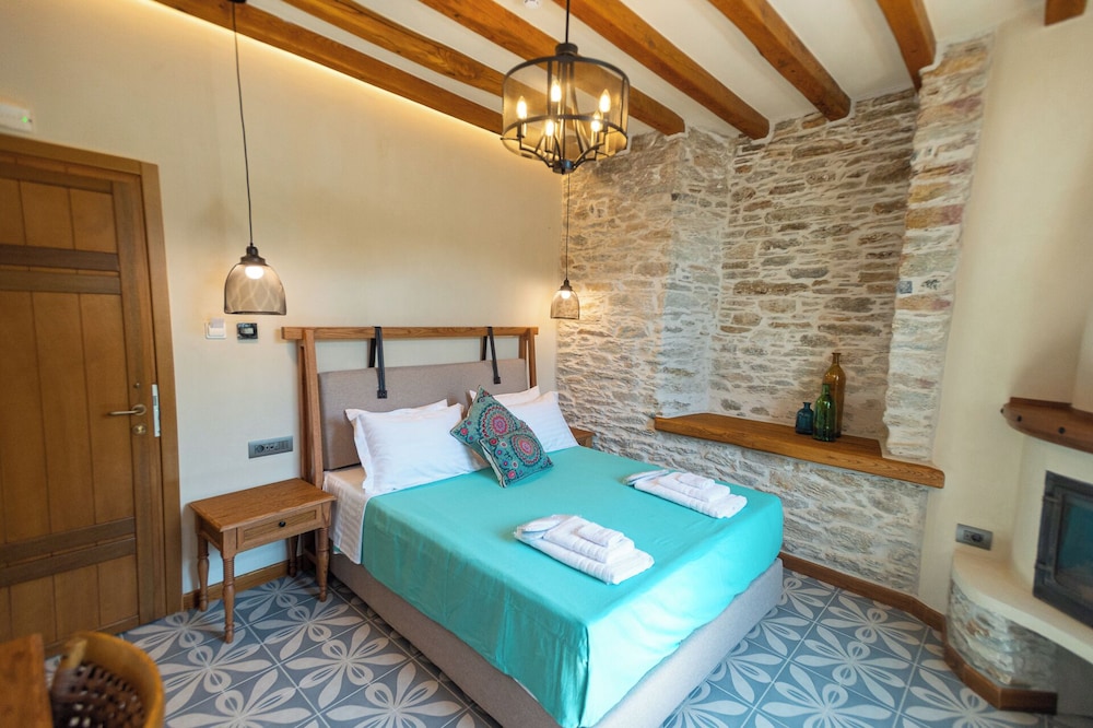 Nostos Country House