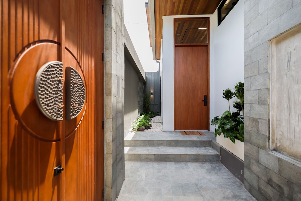 Brand New Modern Villa in Key Seminyak