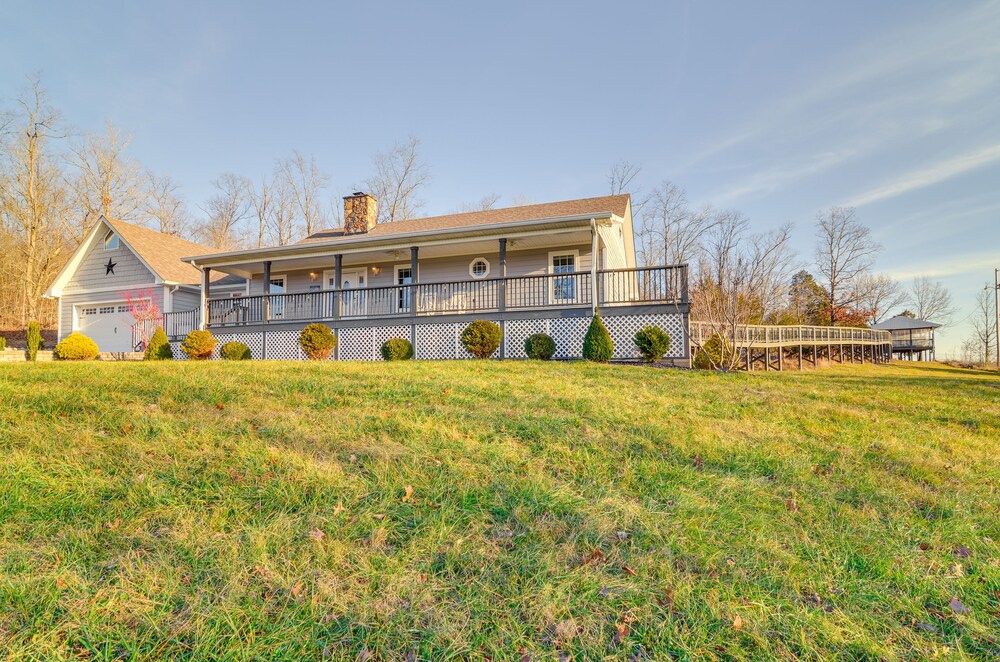 Somerset Vacations - River-view Somerset Home: Large Deck, Fire Pit! - Property Image 11