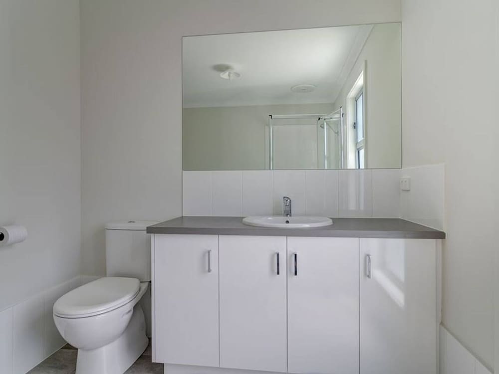 Unwind Modern City Townhouse