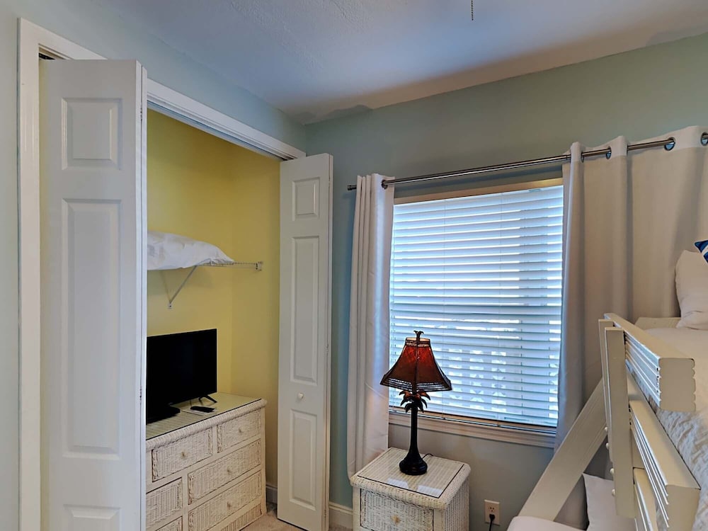 Baywatch by Southern Vacation Rentals view 4