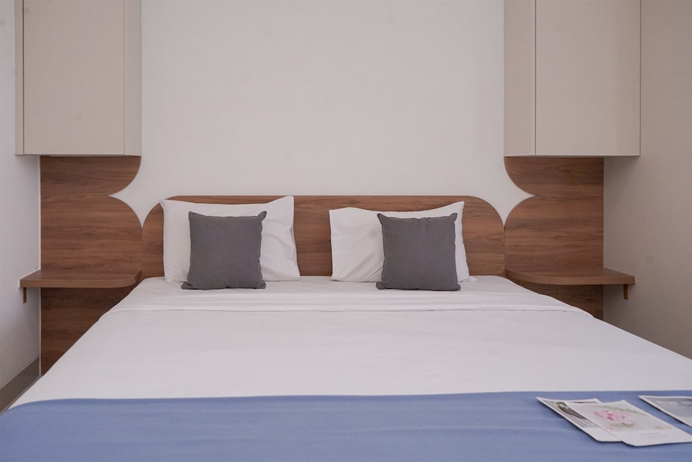 Brand New and Spacious Studio Room at Cisauk Point Apartment