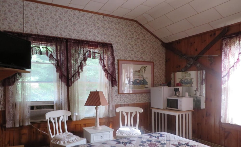 Lake Winnipesaukee Motel