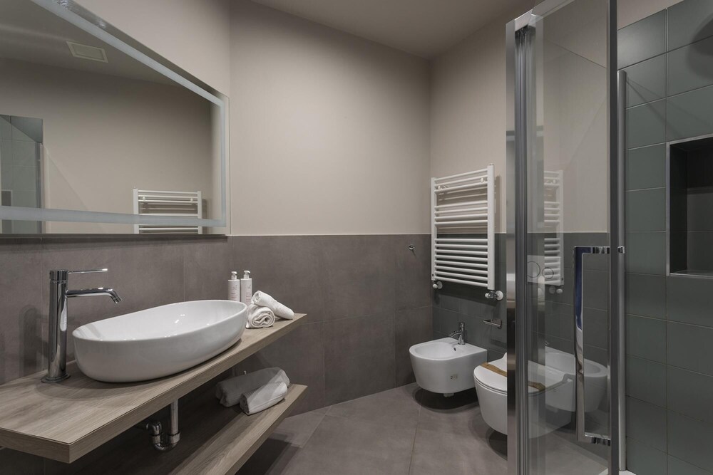 Genoa Vacations - San Luca Apartments - Grillo by Wonderful Italy - Property Image 9