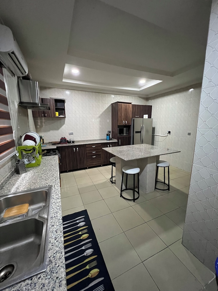 GRACEPOINT APARTMENT view 5