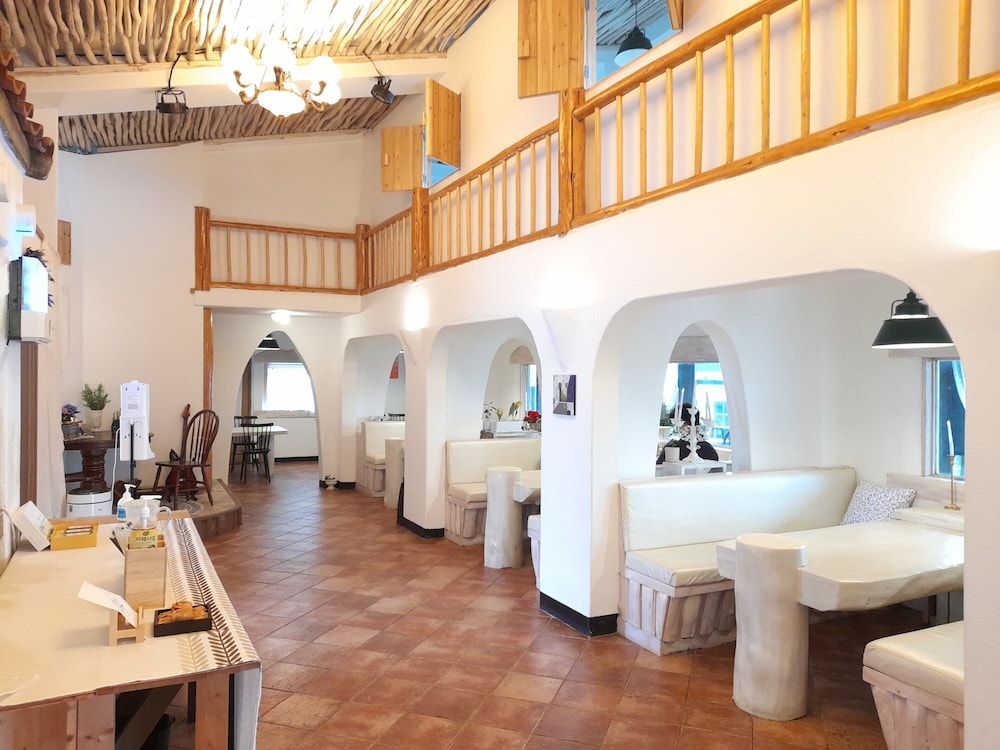 Lime Orange Vill Pension