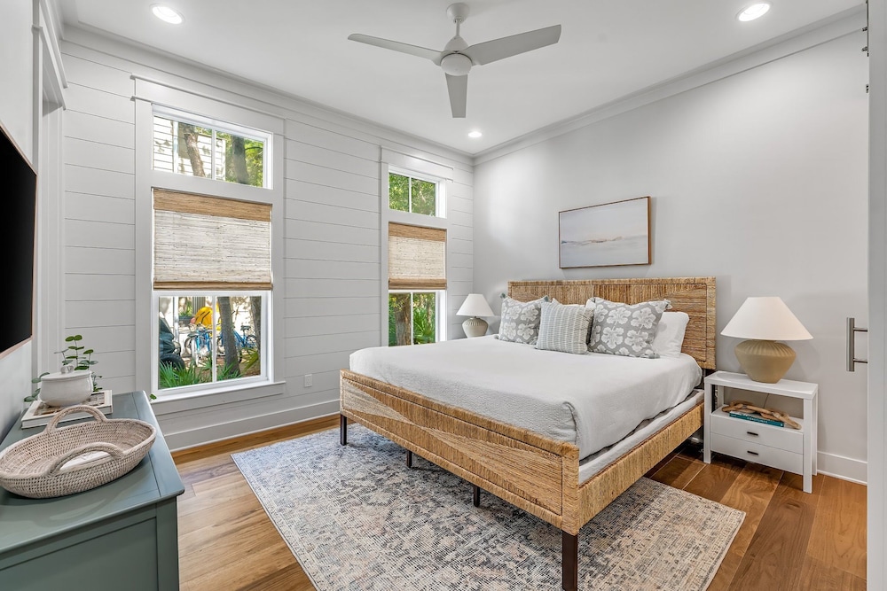 Magnolia Cottages by the Sea by Panhandle Getaways