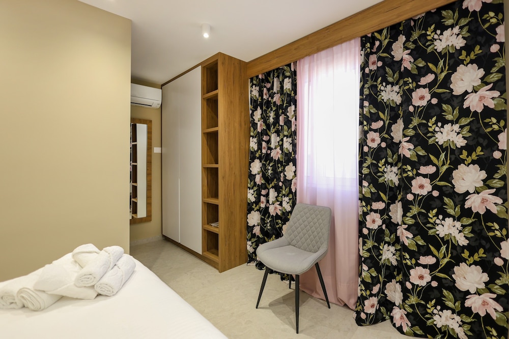 Apartments Luxury Mimani 2