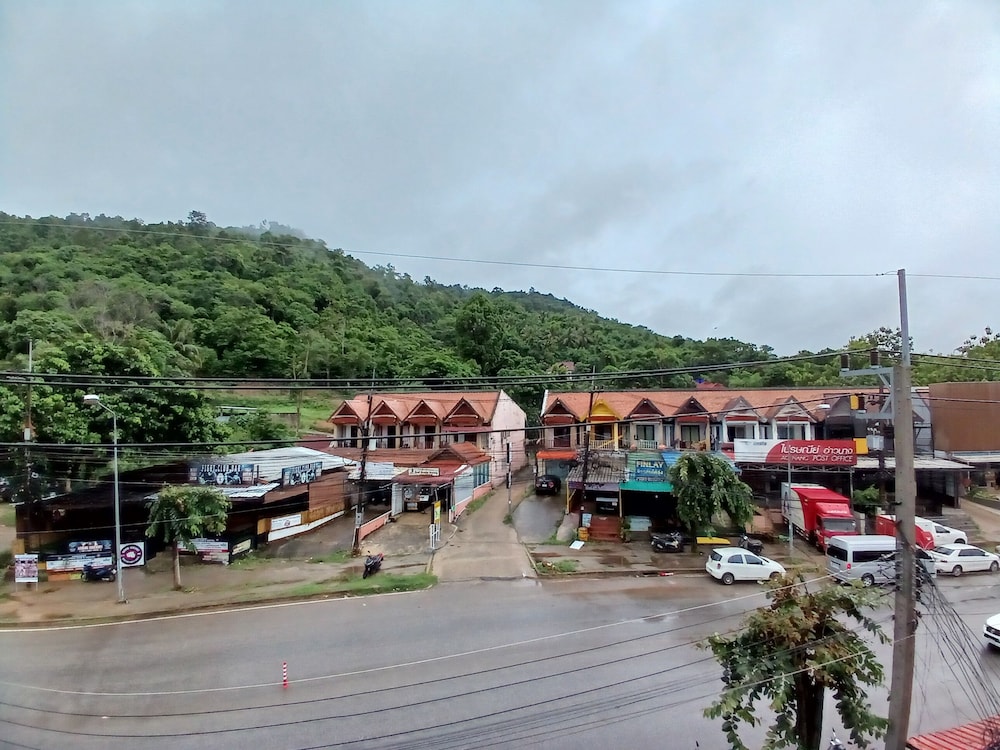 The Hangout Ao Nang