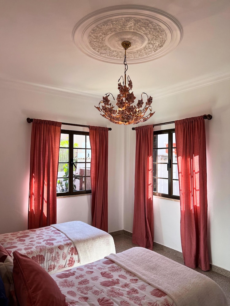 Summer Villa With Heated Private Pool