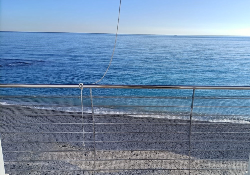 Matteotti 7 Frontemare view 4