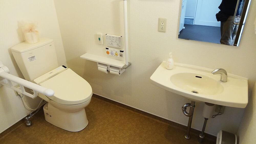 Photo 11