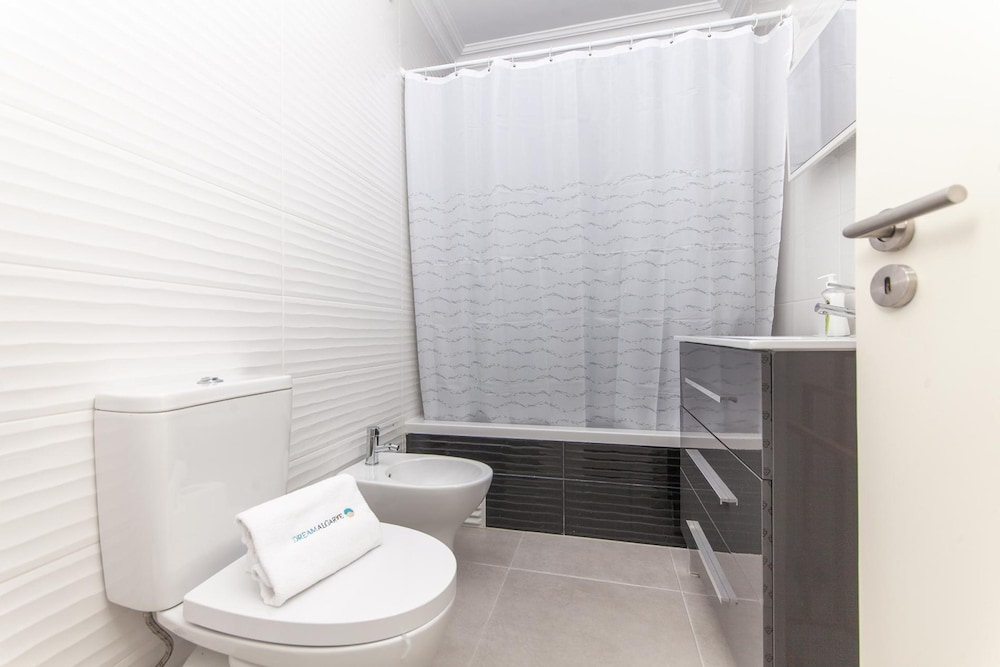 C09 - Portim o 3 Bed Holiday Apartment