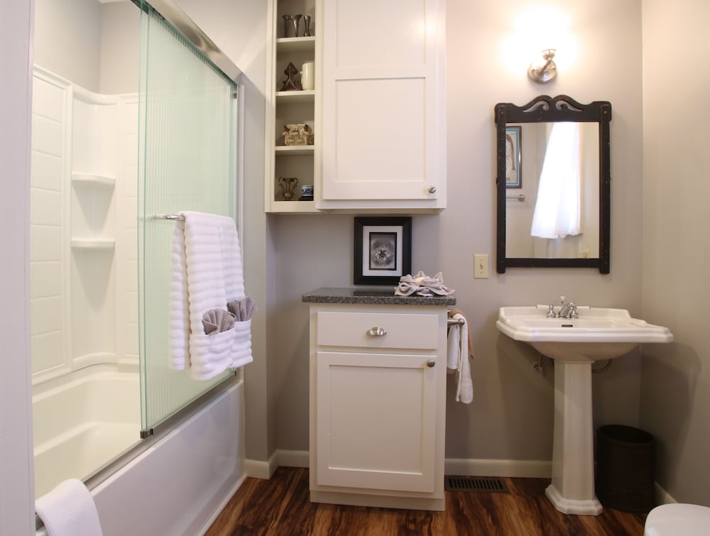 Eureka Springs Vacations - Tower House Inn - Property Image 19