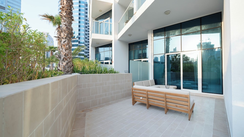Keyrock Living - Studio in Business Bay