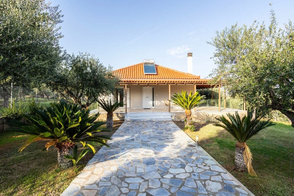 Aelia Guesthouse - Olive Grove Retreat