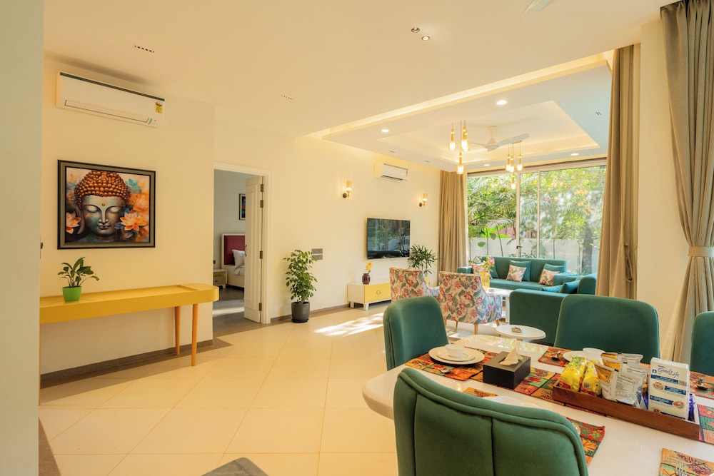 ELIVAAS Laguna Camellia | Luxe 4 BHK Villa Near Popular Beaches with Private Pool