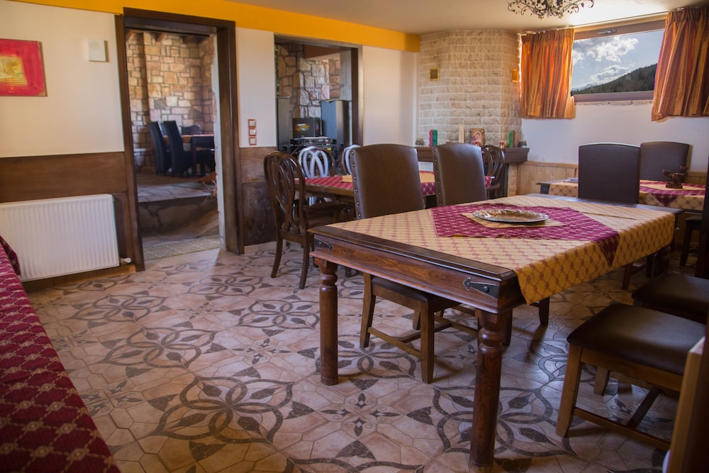 Silva Suites
