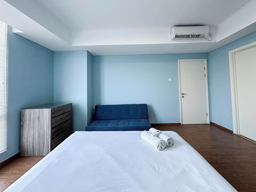 Spacious And Cozy 3Br At Grand Sungkono Lagoon Apartment