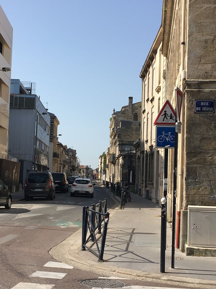 Blue Lodge in Bordeaux
