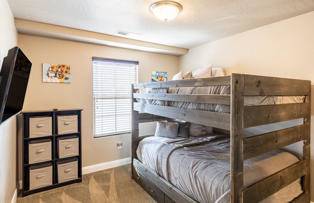 Sand Cove 3 Bedroom Townhouse
