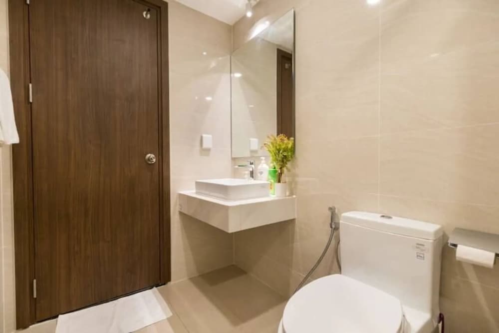 Prestige Saigon Royal - Modern Apartment
