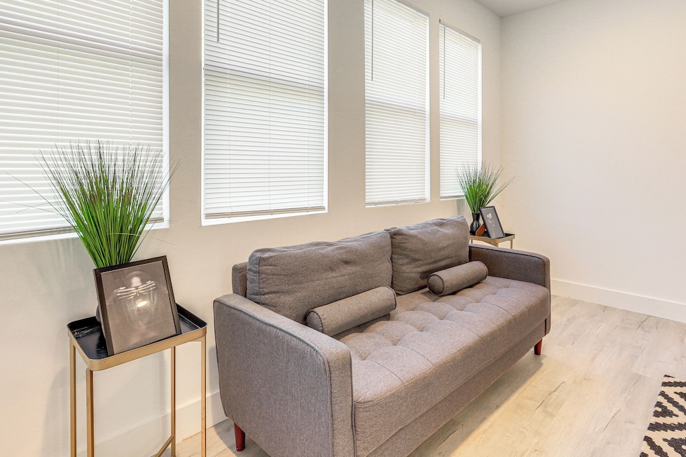 3 Mi to Six Flags: Apartment in Metro Atlanta