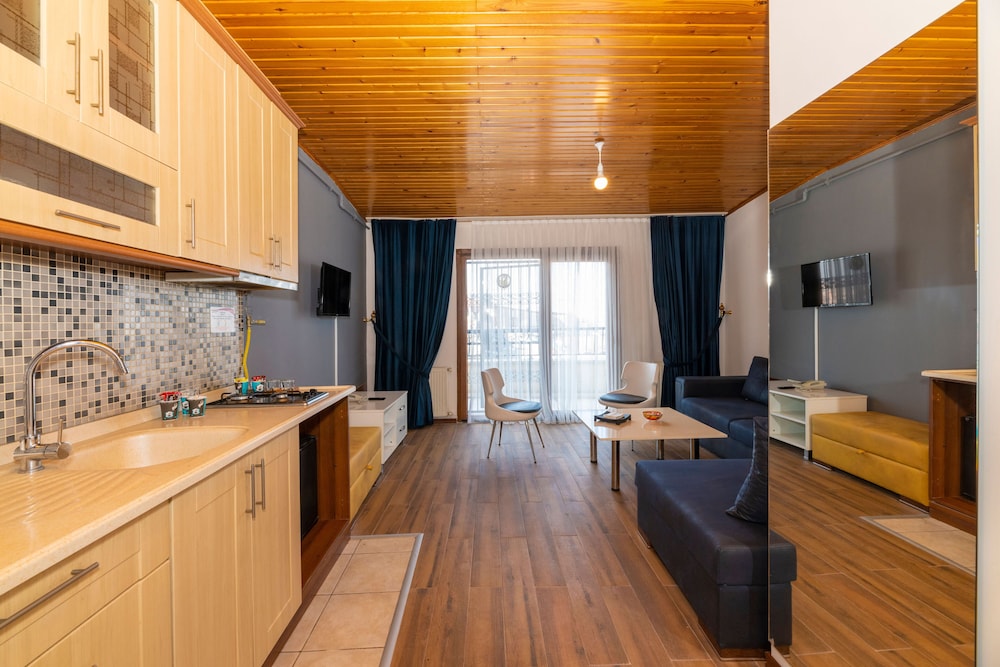 Opera House Otel - Image 61