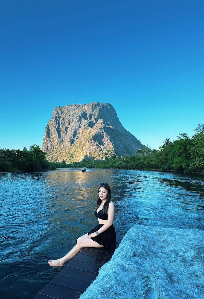 Heun Phea Meuang Feuang Riverside2