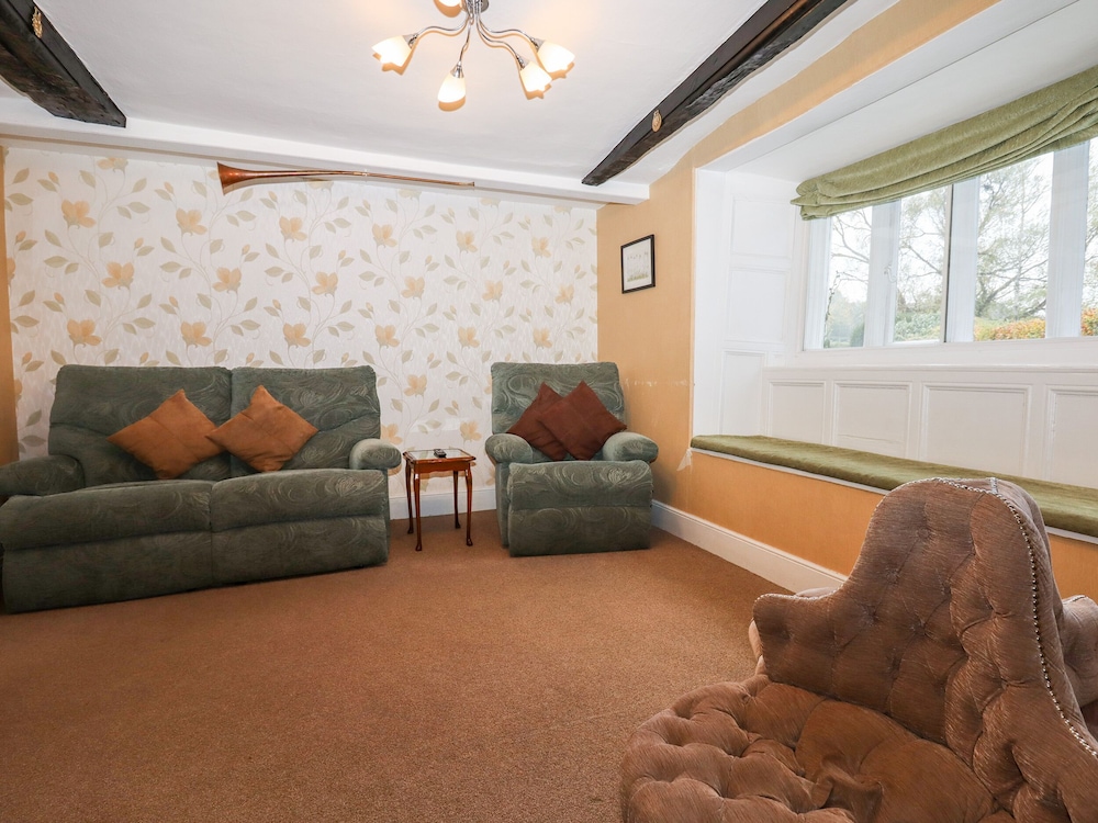 Twelve Oaks Farmhouse