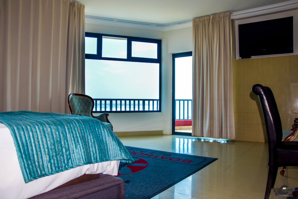 Boathouse Seaview Suites Guest House