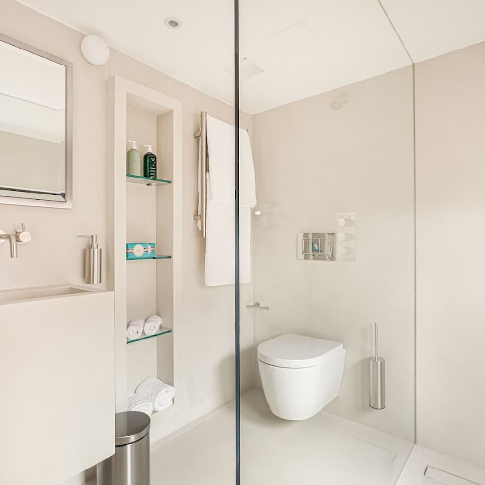 Harrods Knightsbridge Premium Suite III