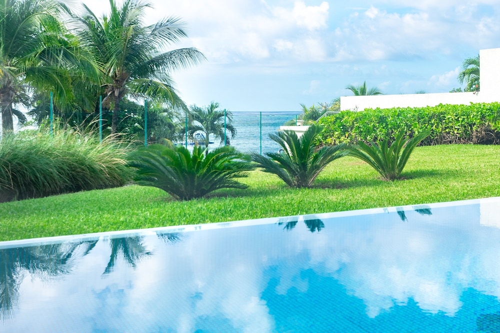 Pristine Bay Beach Villa 104