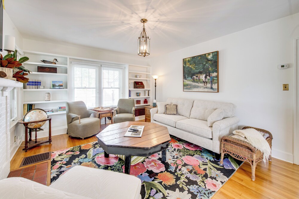 Bourbon Trail Fun: Dtwn Lebanon Home w/ Game Room