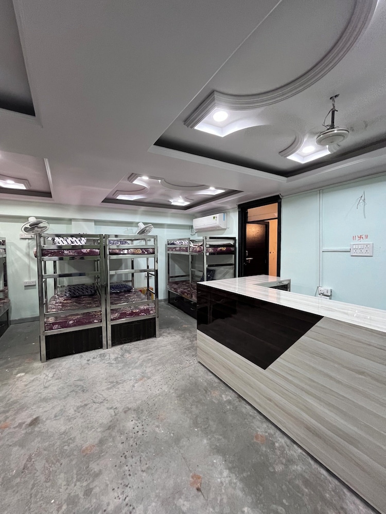 Aarav Dormitory